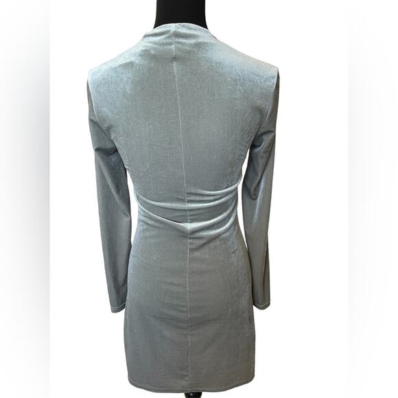 New ~ VERO MODA ~  Stunning Dress  ~ Medium - Picture 2 of 4